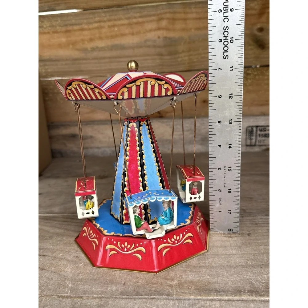German Tin Litho Carousel / Merry Go Round (J.‎ W. Wagner / Brunn 2002)